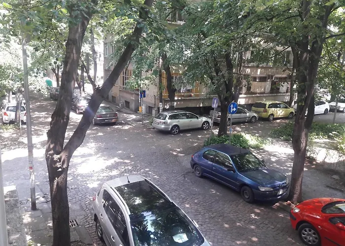 Eli Center Apartman *